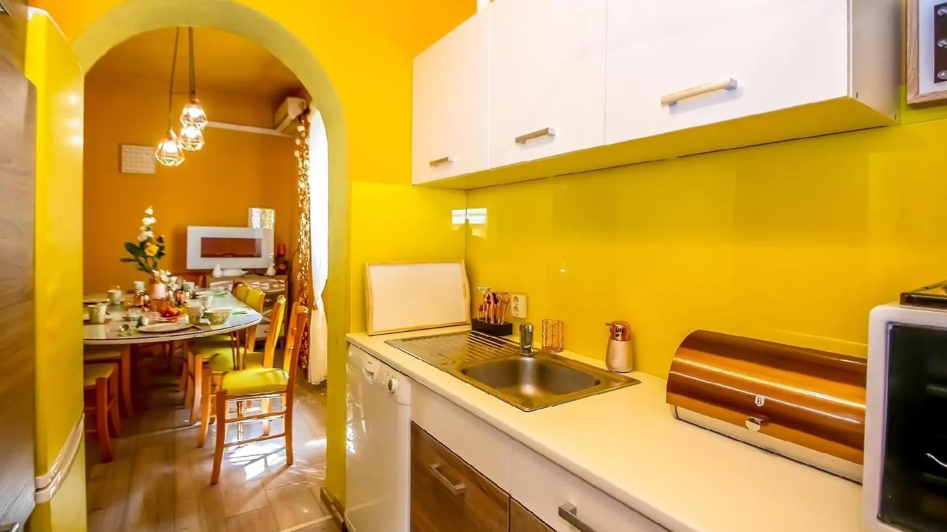 Ferienhaus Mit Privatpool Fuer 10 Personen Ca 190 Qm In Banjole, Istrien Istrische Riviera 0*, Banjole Croatia